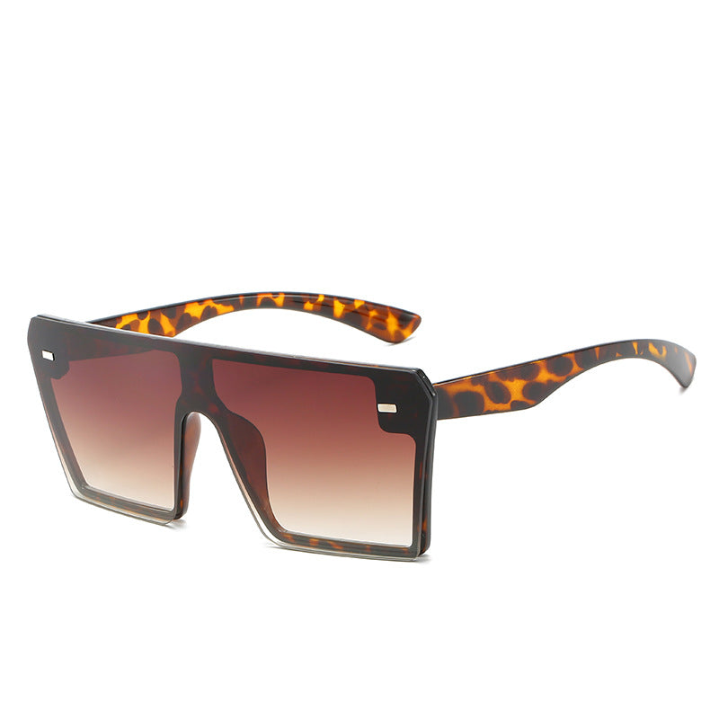 Siamese gradient studded sunglasses