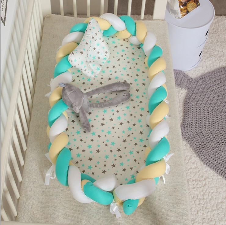 Portable cotton crib