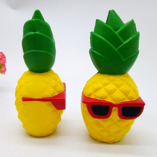 Slow rebound simulation fruit eye pineapple